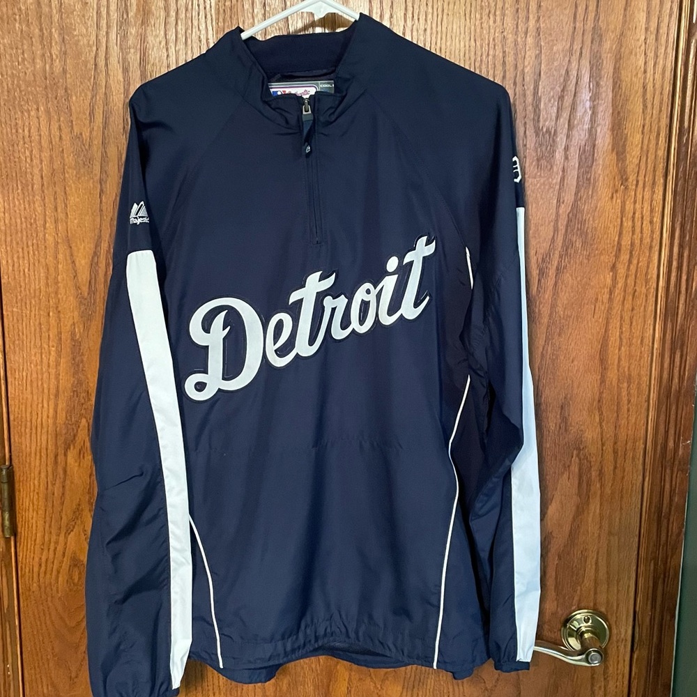Detroit Tigers Majestic brand pullover